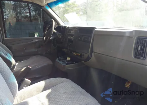 2007 Chevrolet Express Work Van from USA, damaged, VIN 1GCGG25V871217584